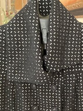 SOPHIA EUGENE - VINTAGE EMBROIDERED BLACK WHITE EYELET COAT - SIZE 2